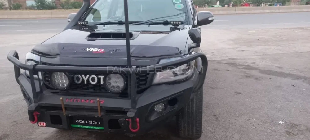 Toyota Hilux 2012 for Sale in Lahore Toyota Hilux 2012 for Sale in Lahore Image-2