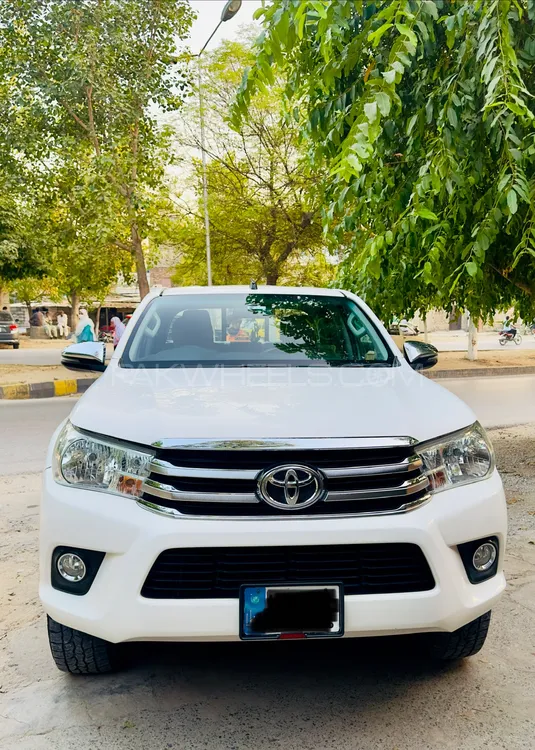 Toyota Hilux 2019 for Sale in Islamabad Toyota Hilux 2019 for Sale in Islamabad Image-1