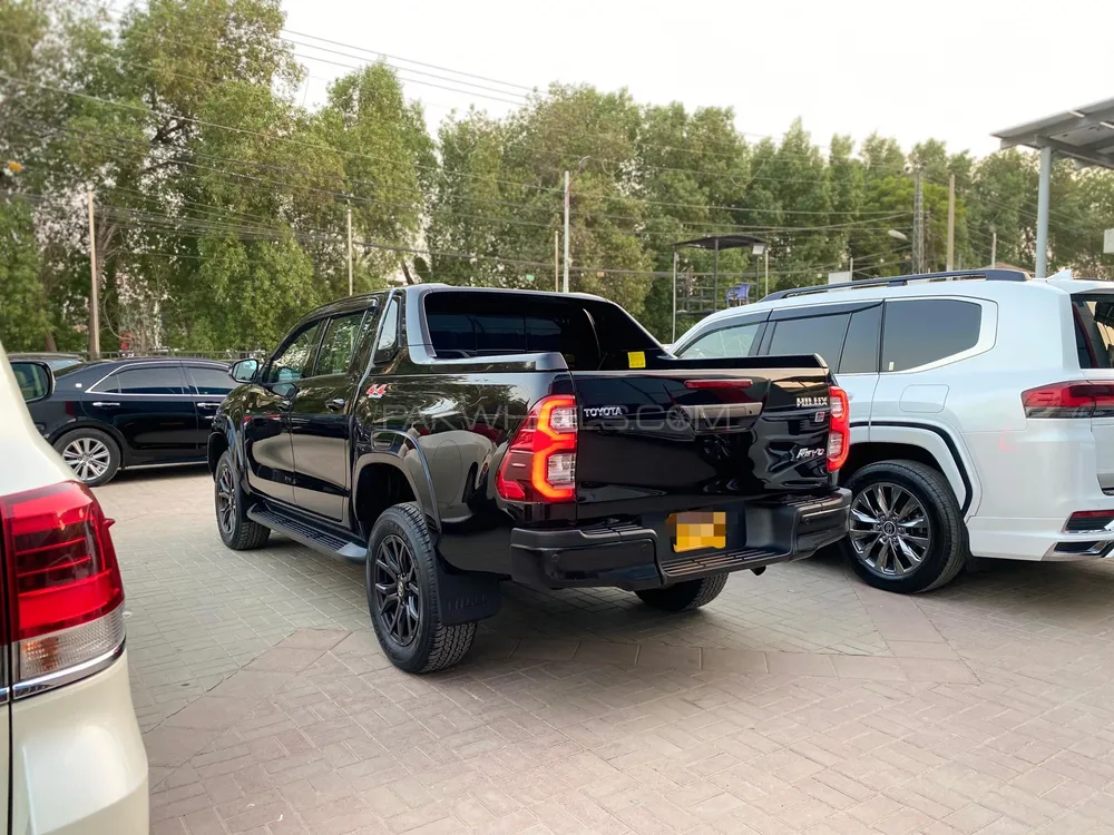 Toyota Hilux 2023 for Sale in Karachi Toyota Hilux 2023 for Sale in Karachi Image-6