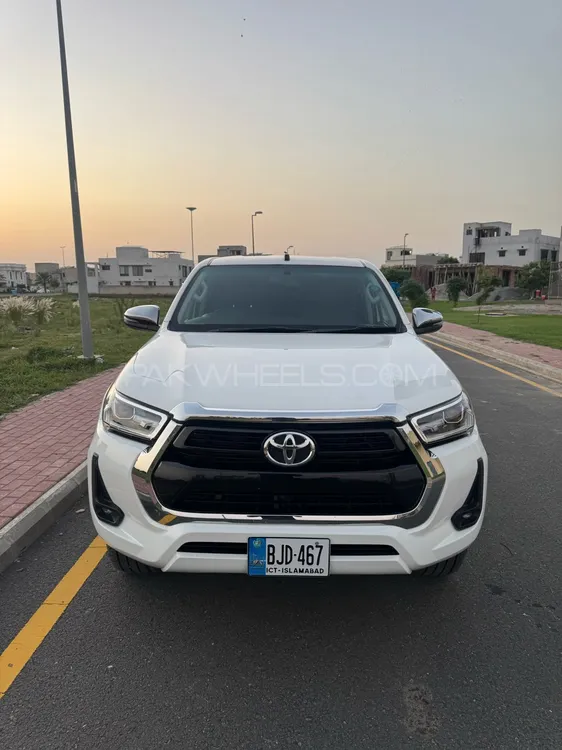 Toyota Hilux 2018 for Sale in Lahore Toyota Hilux 2018 for Sale in Lahore Image-1