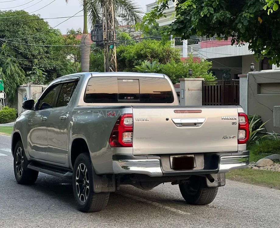 Toyota Hilux 2021 for Sale in Lahore Toyota Hilux 2021 for Sale in Lahore Image-5