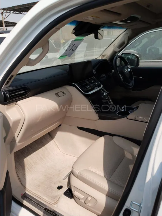 Toyota Land Cruiser 2022 for Sale in Karachi Toyota Land Cruiser 2022 for Sale in Karachi Image-14