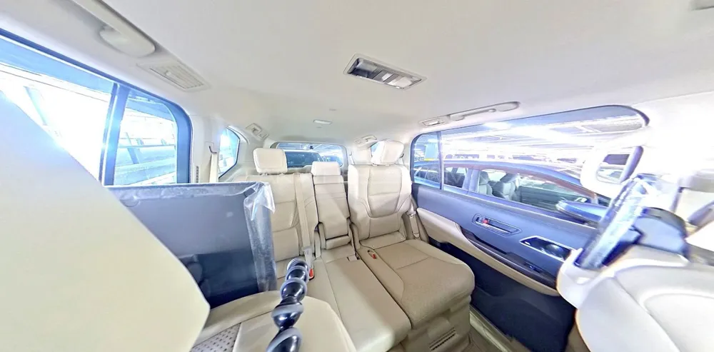 Toyota Land Cruiser 2023 for Sale in Lahore Toyota Land Cruiser 2023 for Sale in Lahore Image-5