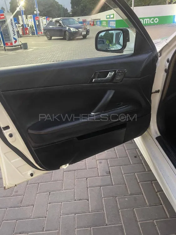Toyota Mark X 2006 for Sale in Sialkot Toyota Mark X 2006 for Sale in Sialkot Image-11