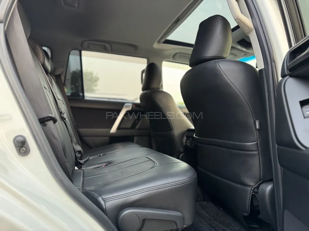 ٹویوٹا پراڈو 2019 for Sale in لاہور ٹویوٹا پراڈو 2019 for Sale in لاہور Image-6