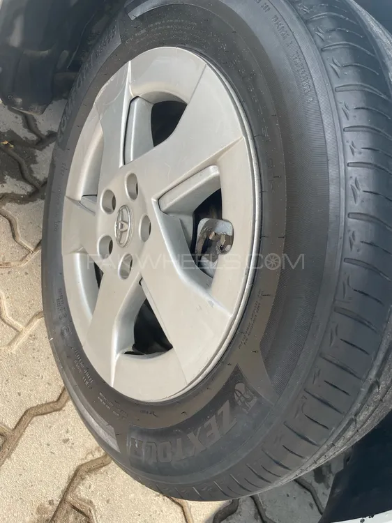 Toyota Prius 2011 for Sale in Lahore Toyota Prius 2011 for Sale in Lahore Image-14