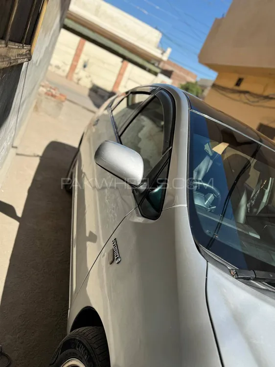 Toyota Prius 2014 for Sale in Faisalabad Toyota Prius 2014 for Sale in Faisalabad Image-3