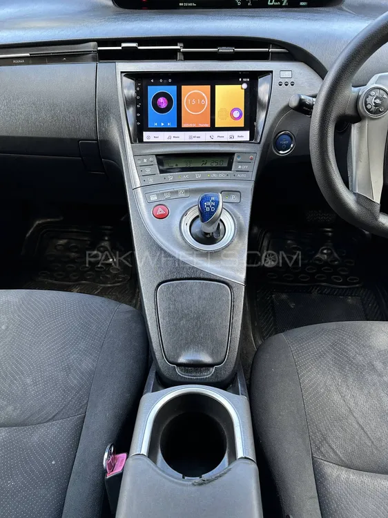 Toyota Prius 2013 for Sale in Islamabad Toyota Prius 2013 for Sale in Islamabad Image-8