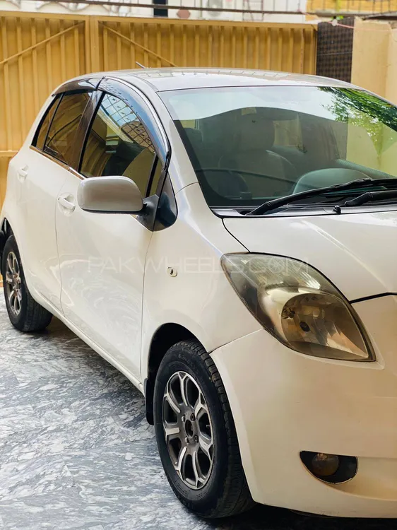 Toyota Vitz 2008 for Sale in Islamabad Image-1