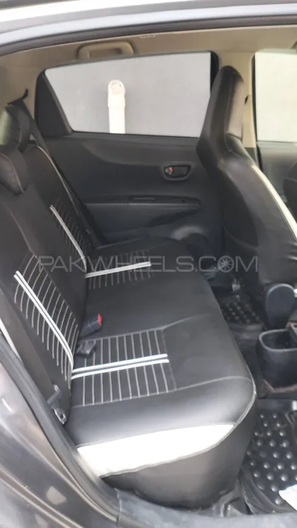 Toyota Vitz 2012 for Sale in Swabi Toyota Vitz 2012 for Sale in Swabi Image-7
