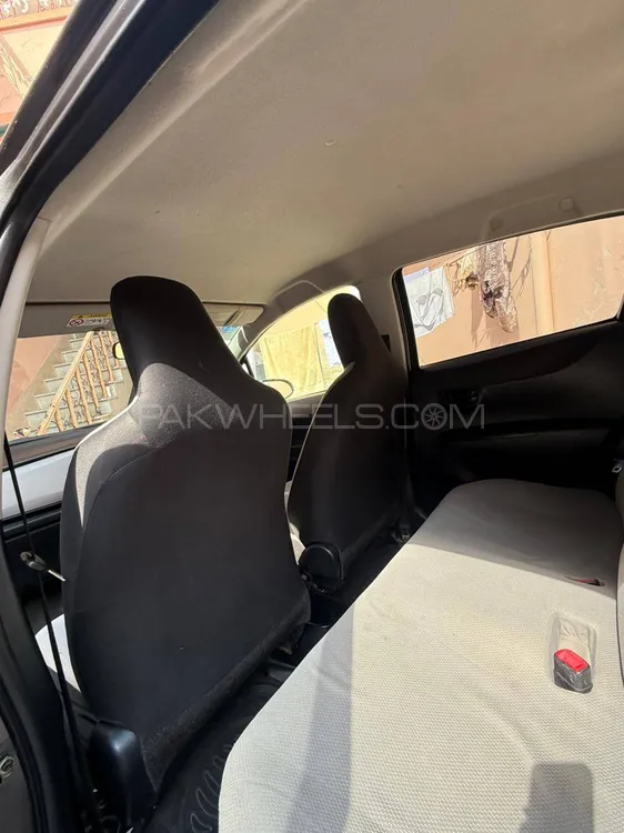 Toyota Vitz 2013 for Sale in Sargodha Toyota Vitz 2013 for Sale in Sargodha Image-10