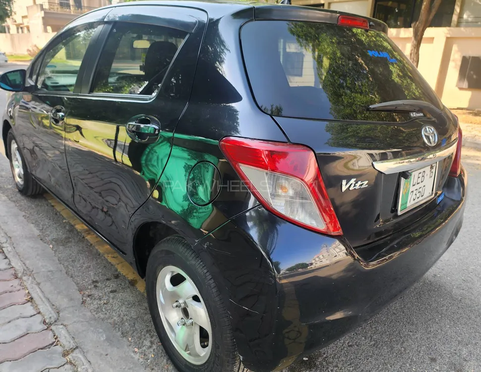 Toyota Vitz 2012 for Sale in Lahore Toyota Vitz 2012 for Sale in Lahore Image-4