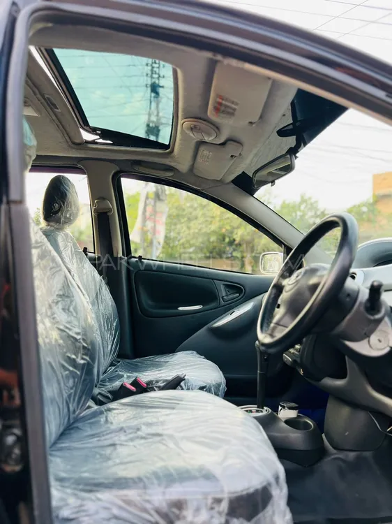 Toyota Vitz 2002 for Sale in Lahore Toyota Vitz 2002 for Sale in Lahore Image-7