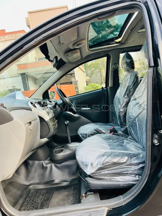 Toyota Vitz 2002 for Sale in Lahore Toyota Vitz 2002 for Sale in Lahore Image-3