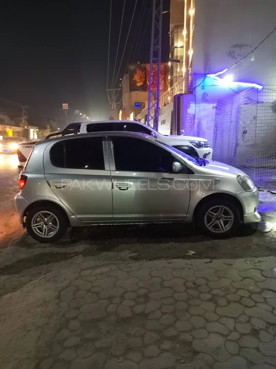 Toyota Vitz 2013 for Sale in Quetta Toyota Vitz 2013 for Sale in Quetta Image-5
