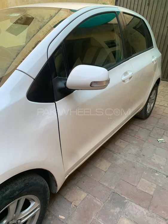Toyota Vitz 2010 for Sale in Mardan Toyota Vitz 2010 for Sale in Mardan Image-6