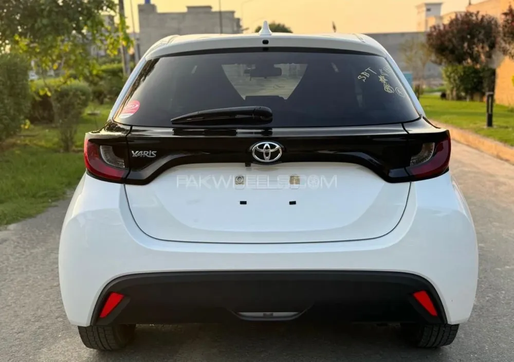 ٹویوٹا یارس ہیچ بیک 2022 for Sale in لاہور ٹویوٹا یارس ہیچ بیک 2022 for Sale in لاہور Image-4