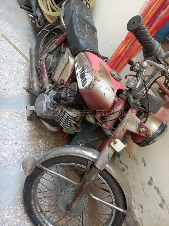 Yamaha Royale YB 100 1980 for Sale Yamaha Royale YB 100 1980 for Sale Image-2