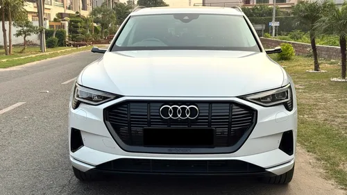 Audi e-tron 55 quattro 300kW 2020