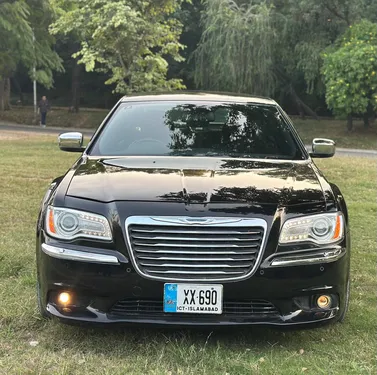 Chrysler 300 C SRT 2013