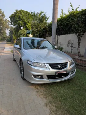 Honda Accord CL9 2003