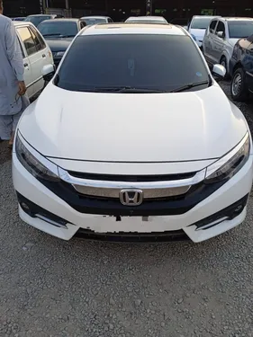 Honda Civic Oriel 1.8 i-VTEC CVT 2022