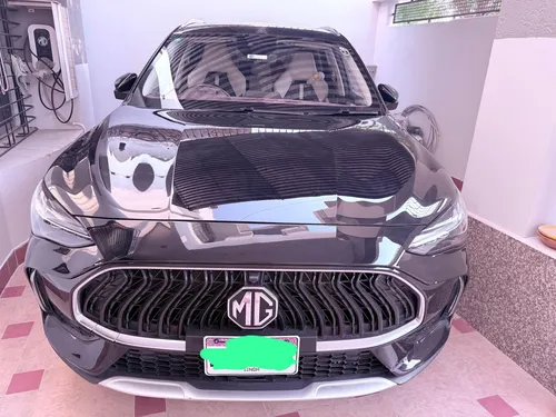 MG HS PHEV 2025