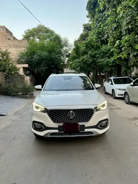 MG HS Trophy 2021