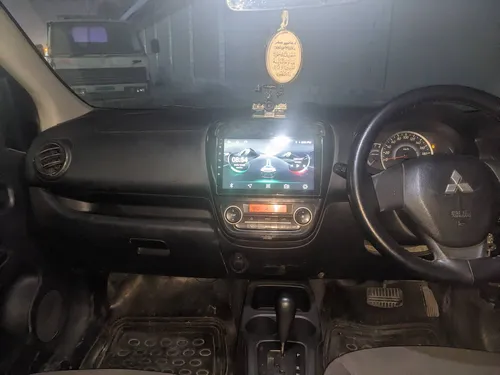 Mitsubishi Mirage 1.0 G 2012