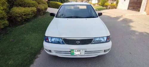 Nissan Sunny 1998