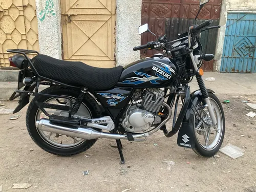 Suzuki GS 150 SE 2021
