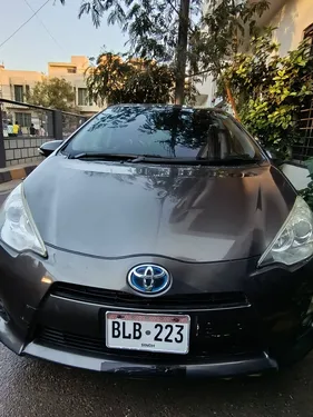 Toyota Aqua G LED Soft Leather Selection  2014