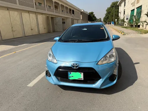 Toyota Aqua S 2015