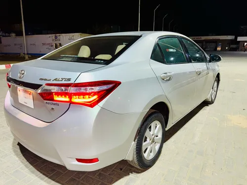 Toyota Corolla Altis Automatic 1.6 2017