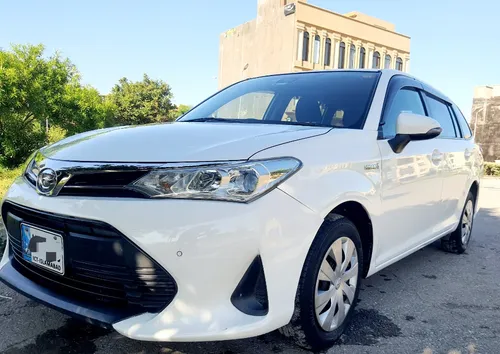 Toyota Corolla Fielder Hybrid G 2020