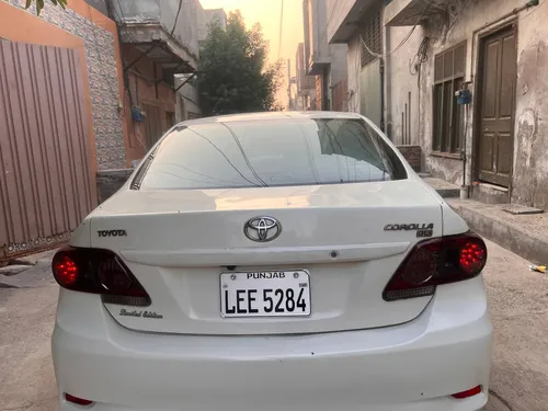 Toyota Corolla GLi 1.3 VVTi 2014