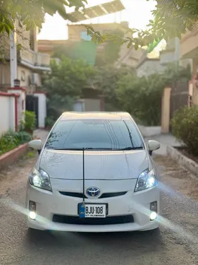 Toyota Prius G Touring Selection Leather Package 1.8 2010