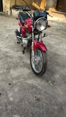 Yamaha YBR 125 2021