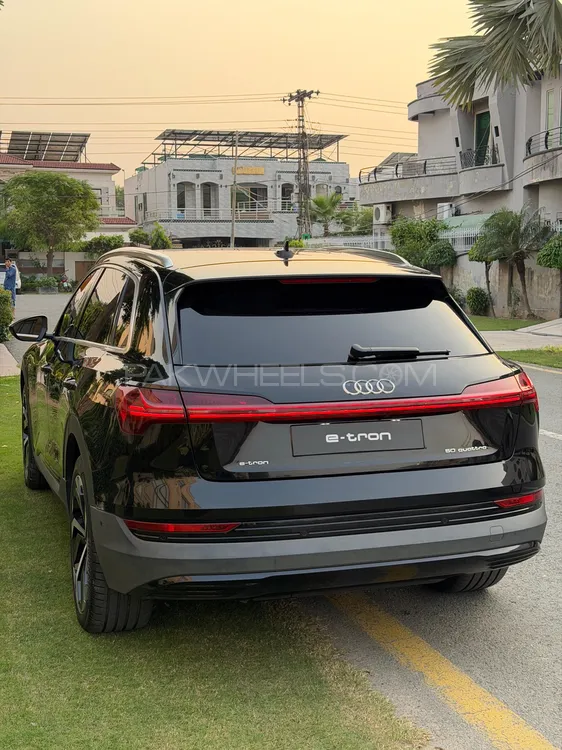 Audi e-tron 2022 for Sale in Lahore Audi e-tron 2022 for Sale in Lahore Image-7
