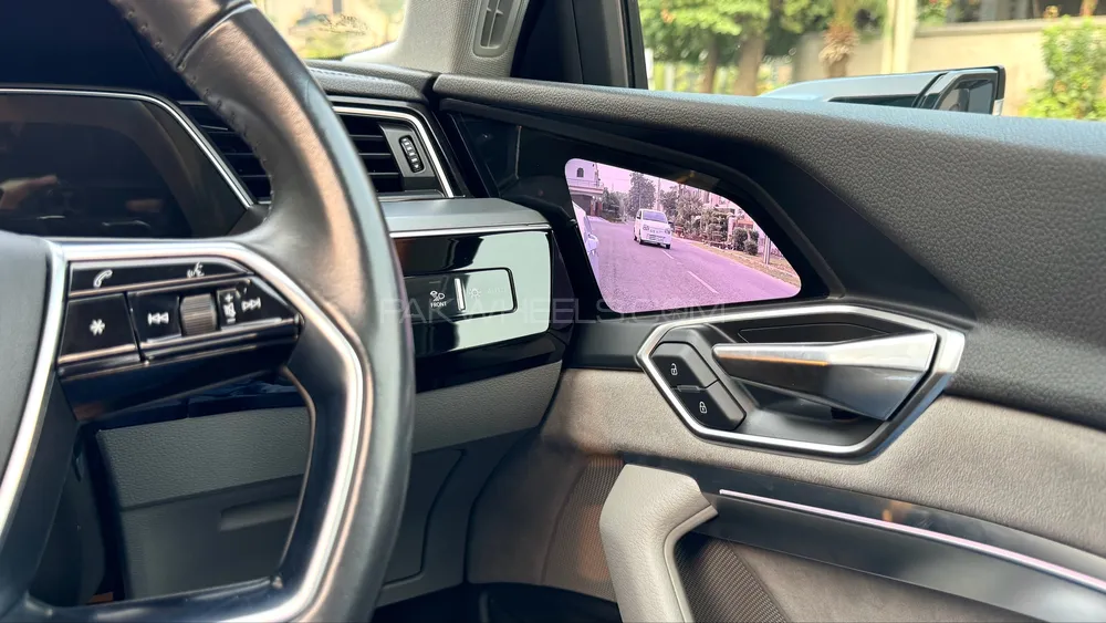 Audi e-tron 2020 for Sale in Lahore Audi e-tron 2020 for Sale in Lahore Image-3