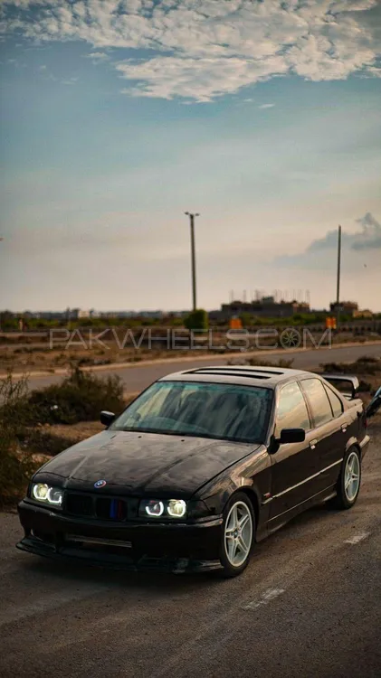 BMW 3 Series 1992 for Sale in Karachi BMW 3 Series 1992 for Sale in Karachi Image-2