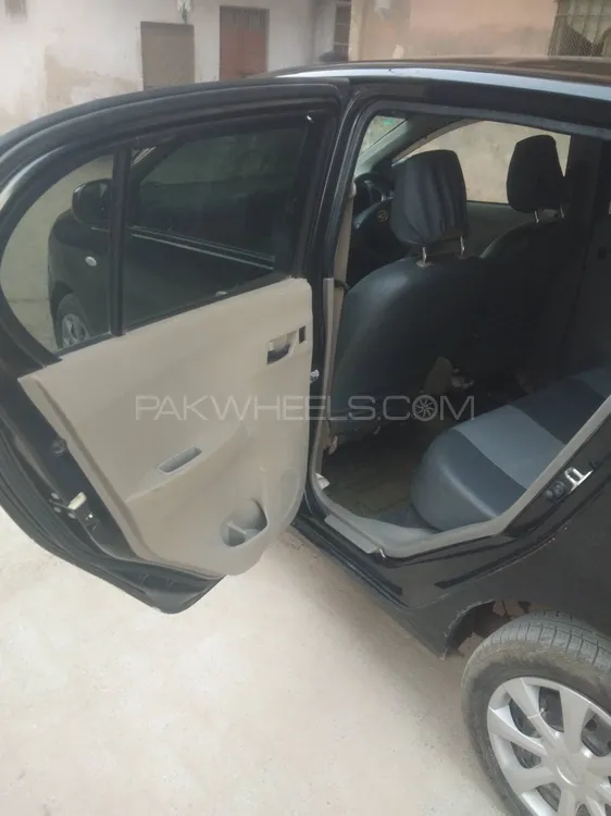 Daihatsu Mira 2011 for Sale in Karachi Daihatsu Mira 2011 for Sale in Karachi Image-9