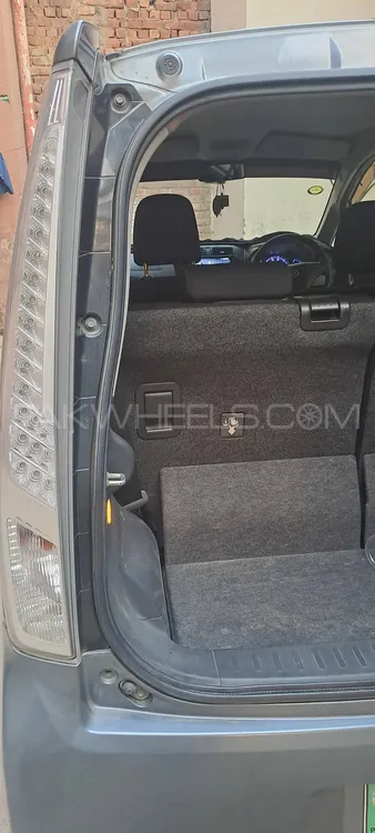 Daihatsu Move 2013 for Sale in Lahore Daihatsu Move 2013 for Sale in Lahore Image-9