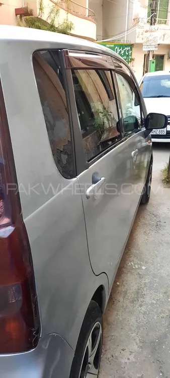 Daihatsu Move 2014 for Sale in Lahore Daihatsu Move 2014 for Sale in Lahore Image-1