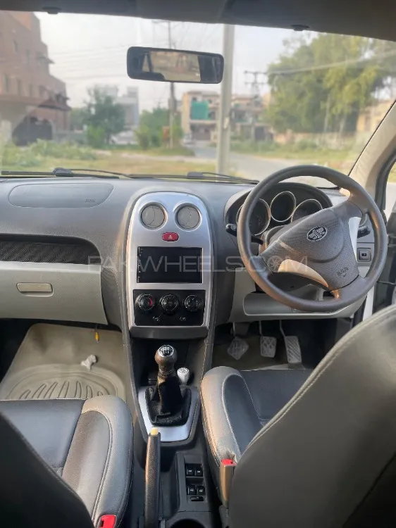 FAW V2 2018 for Sale in Lahore FAW V2 2018 for Sale in Lahore Image-10
