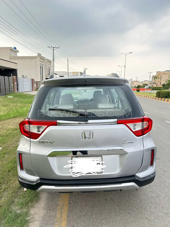 Honda BR-V 2020 for Sale in Gujranwala Honda BR-V 2020 for Sale in Gujranwala Image-4