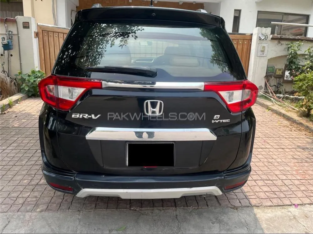 Honda BR-V 2018 for Sale in Islamabad Honda BR-V 2018 for Sale in Islamabad Image-3