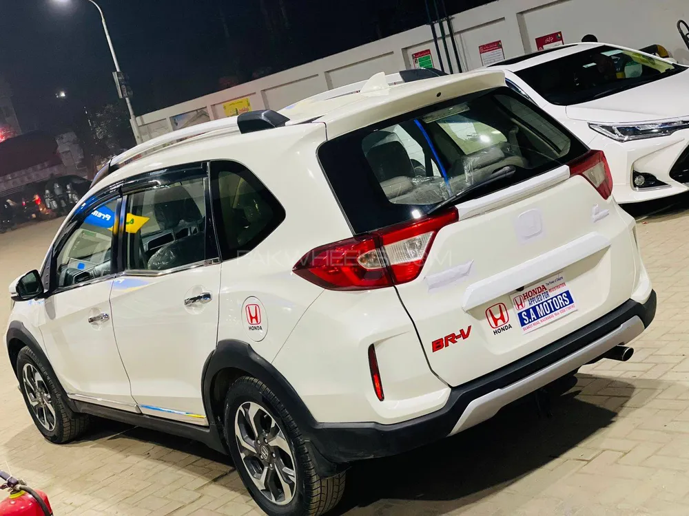 Honda BR-V 2021 for Sale in Gujranwala Honda BR-V 2021 for Sale in Gujranwala Image-14
