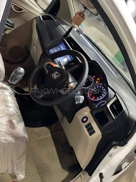 Honda BR-V 2021 for Sale in Gujranwala Honda BR-V 2021 for Sale in Gujranwala Image-10