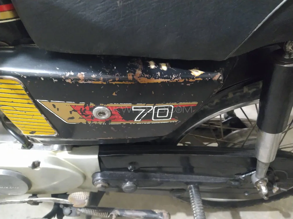 Honda CD 70 1982 for Sale Honda CD 70 1982 for Sale Image-4